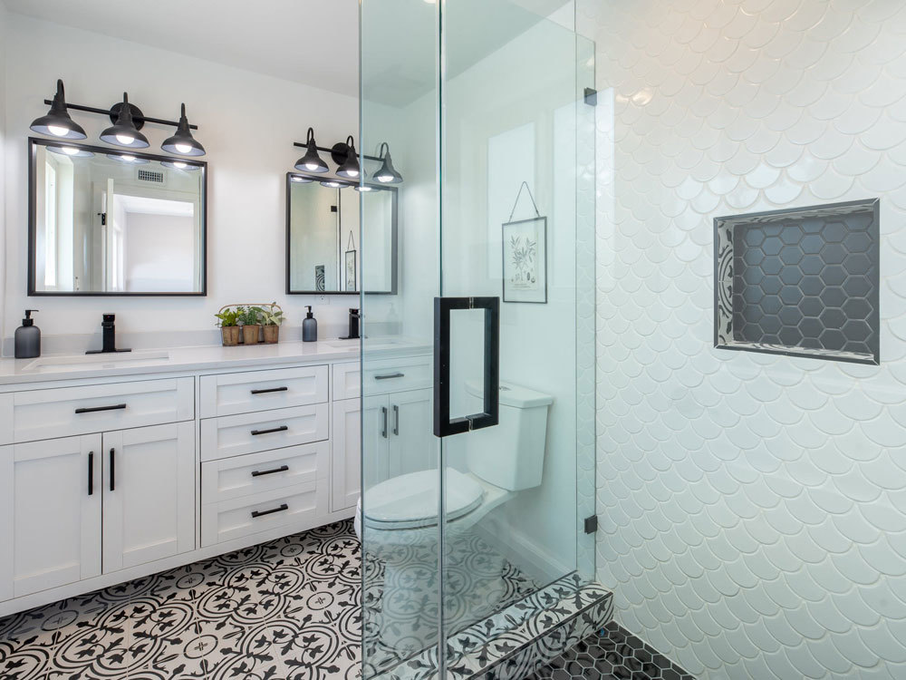 Advantages and disadvantages of wall toilet